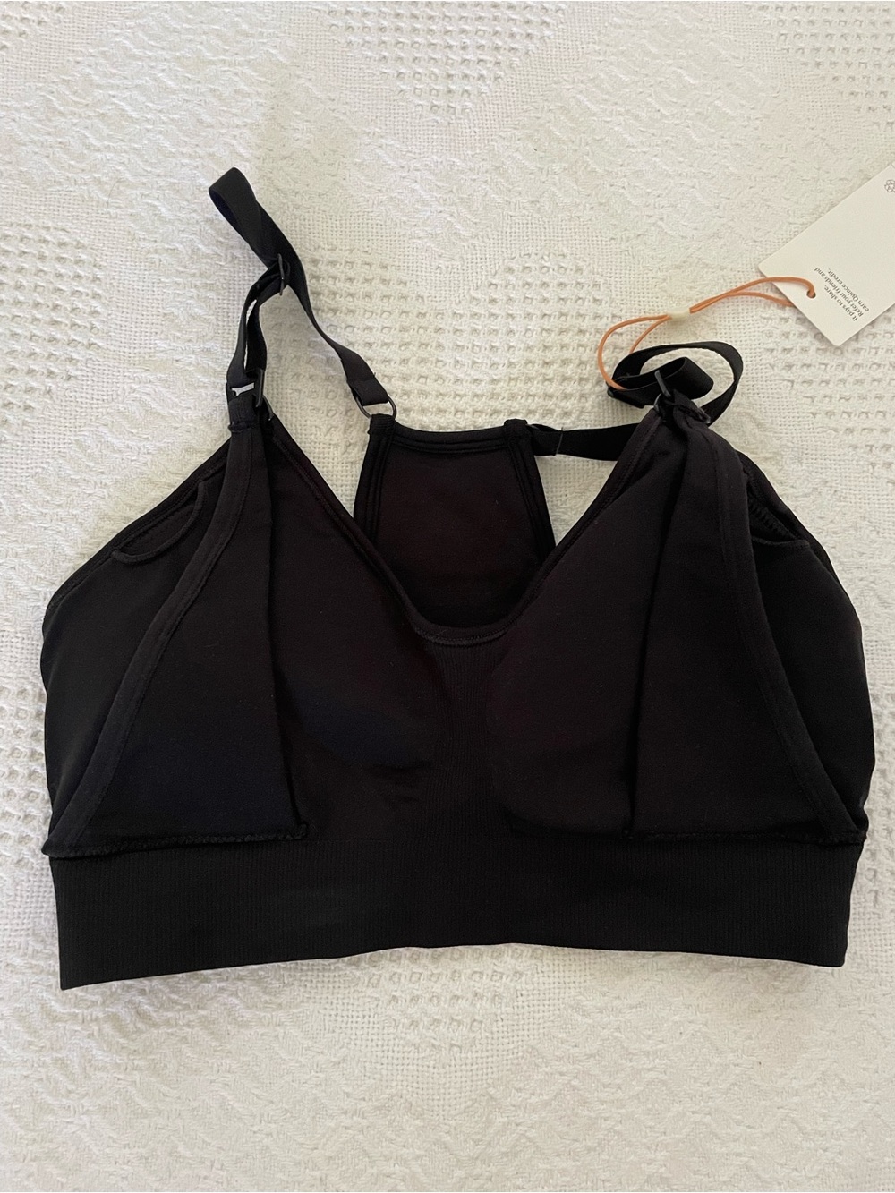 Quince Seamless Nursing Maternity Sports Bra Size Small NWT Black